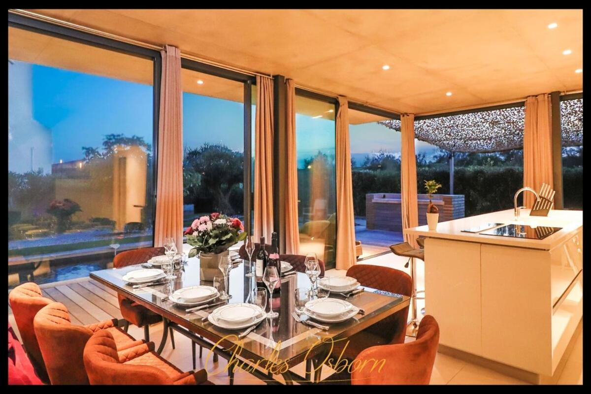 Villa Cristal セット エクステリア 写真